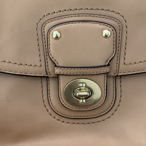 Coach Satchel Purse 😍 - Picture 4 of 10
